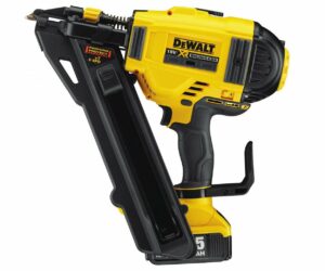 DeWalt DCN693P2 aku hřebíkovačka 18V DeWALT